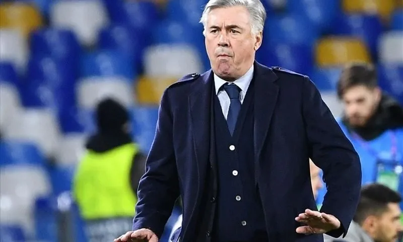 Ancelotti từng dẫn dắt câu lạc bộ nào trước khi gia nhập Everton? Giai đoạn làm việc tại Napoli